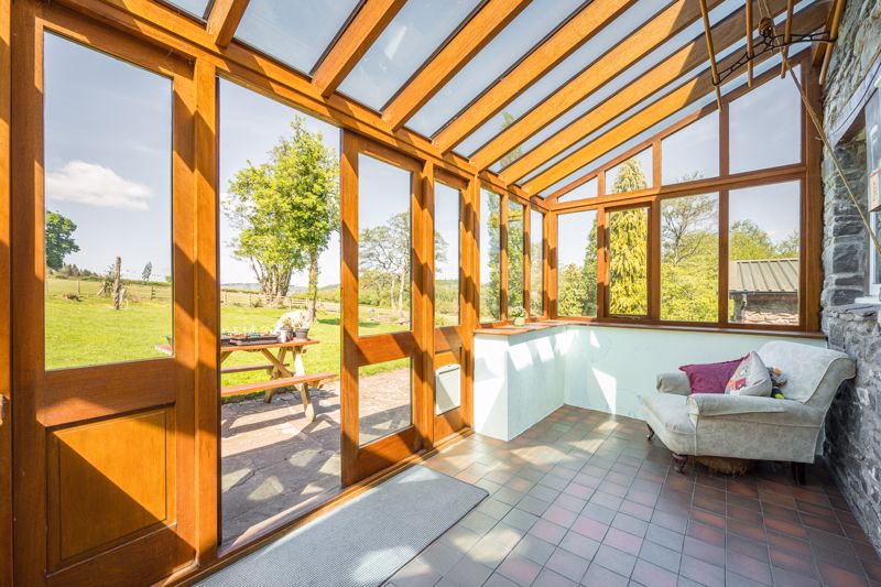Sun Room- click for photo gallery